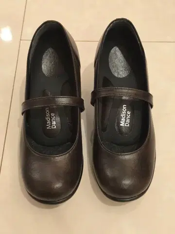 Madison Dance 다크 브라운 하이힐