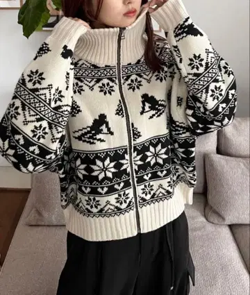 LOWRYSFARM 스키 지퍼 니트 LS 아이보리