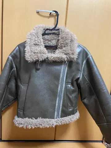 MURUA 무스탕 카키