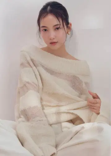 sheer pattern knit andequal