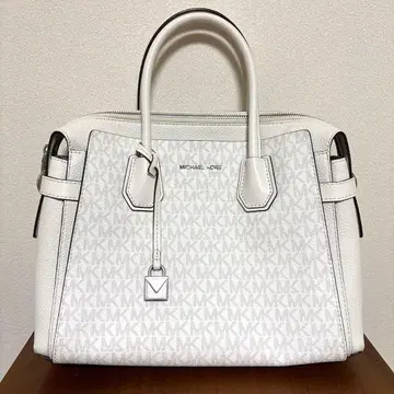 새상품급 MICHAEL KORS MK 시그니처 프린트 가죽 핸드백