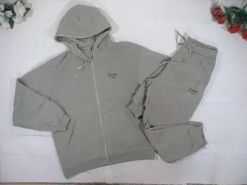 100986 지유 1MWbySHPH 맨투맨 상하의 M