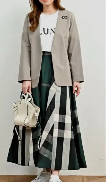 366. 안리크 오르브 스트레치 분또 칼라리스 자켓