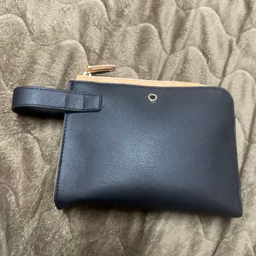 에미레이트 항공 퍼스트 클래스 파우치만