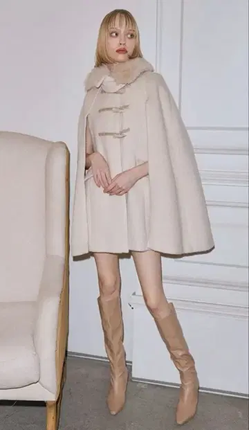 eimy istoire 더플 망토 코트 아이보리