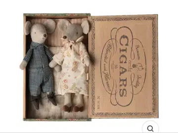 Maileg 메이레그 할아버지 & 할머니 마우스 in 시가 박스