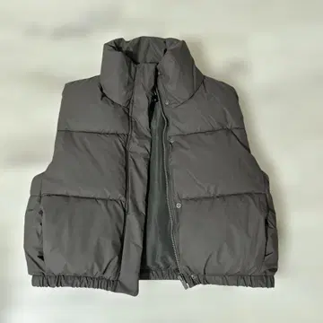 ZARA 브라운 다운 베스트 S 사이즈