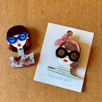 Natural girl by miele 브로치