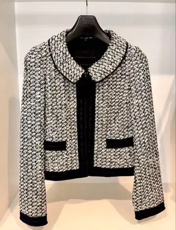 TO BE CHIC 트위드 자켓 노카라