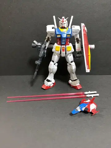 건담 프라모델 RG RX78-2 건담