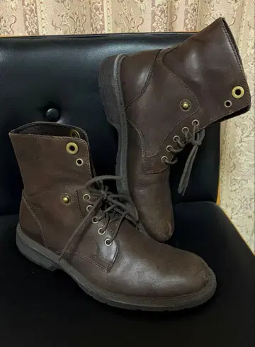 가죽 하이컷 부츠