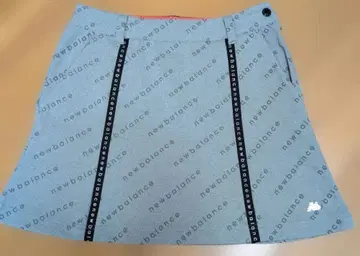 새상품 new balance 골프 스커트 사이즈 0