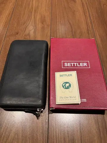 SETTLER 블랙 가죽 장지갑