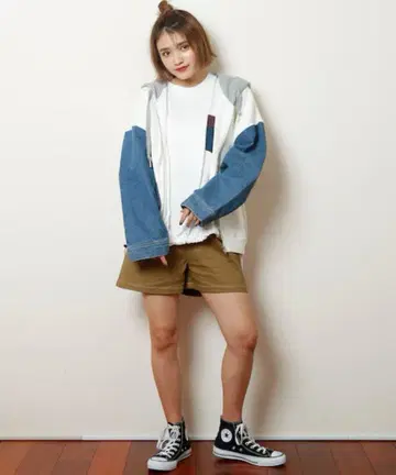 DOUBLE NAME 데님풍 배색 ZIP 후드티 프리 사이즈