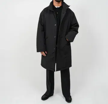 OVY 블랙 패디드 코트