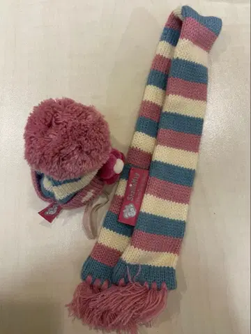 셰리메이의 머플러와 모자