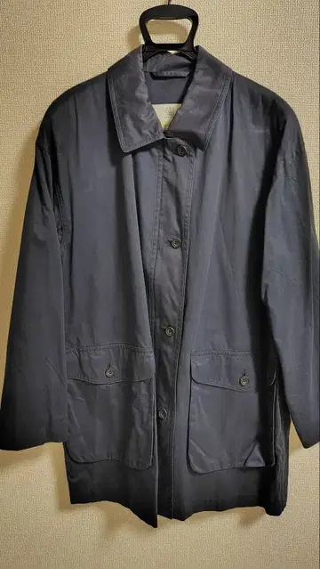 아쿠아 스큐텀 스텐카라 코트