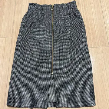 [ 미사용 새상품 ] Andemiu 타이트 스커트