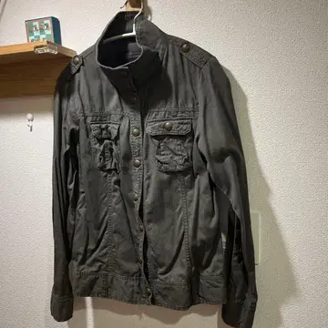 카키 밀리터리 자켓