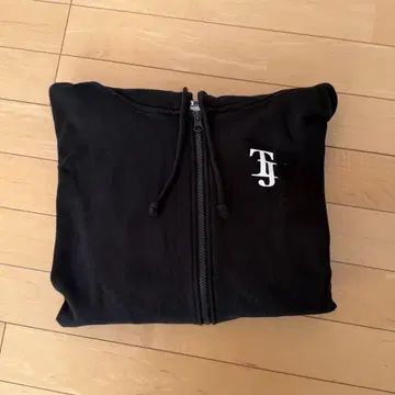 TravisJapan VIIsual 후드티