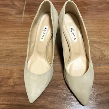 [ DIANA ] 스웨이드 펌프스 베이지 25.5cm