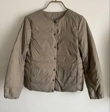 무인 다운 자켓 베이지