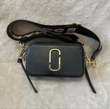 MARC JACOBS 더 스냅샷