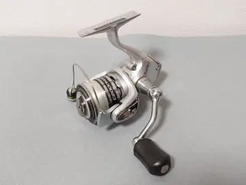 시마노 나스키 C2000HGS