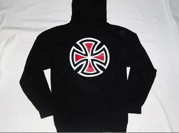 INDEPENDENT 블랙 후드티 크로스 모티브