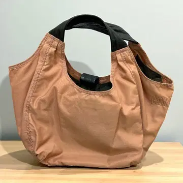 새상품급 camper 캠퍼 대용량 스모키 핑크 핑크 베이지 계열