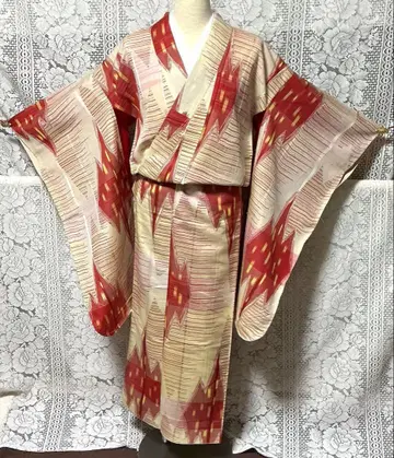 [앤티크] 귀여운 패턴의 앤티크 기모노 순수 실크 다이쇼~쇼와