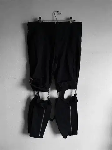 펑크 테크 데빌 인 베이스 블랙 팬츠