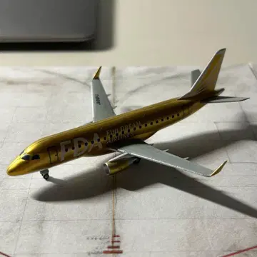 에프토이즈 풀 드림 에어라인 골드 1/400