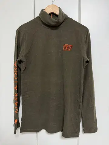 마크&로나 모크넥 상의 48