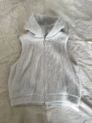 leglazik 루그라지크 후드 부착 복슬복슬 베스트 모헤어 모헤어