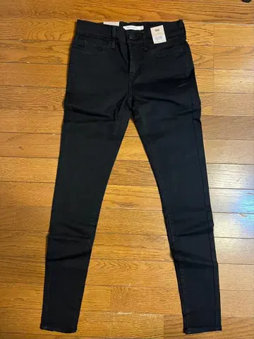 Levi's 710 Super Skinny 블랙 데님