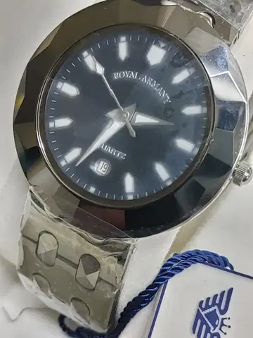 ROYAL ARMANY 남성용 손목시계 미사용품