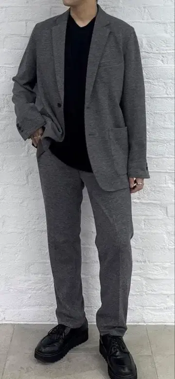 JUNRED 그레이 셋업 캐주얼 수트