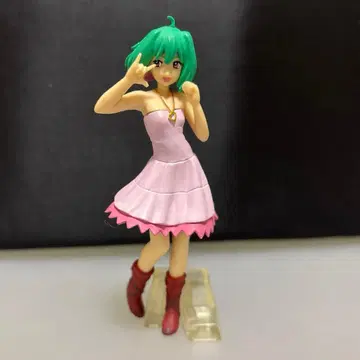 란카 리 (핑크 의류) HGIF 마크로스 F 캐릭터