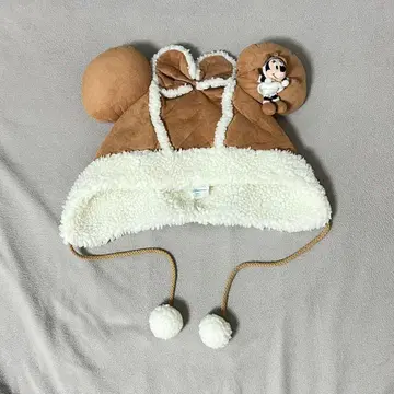 디즈니 무스탕 팬캡 베이지 미니