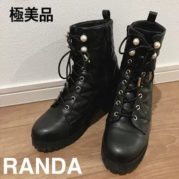 [컨디션 최상] RANDA 펄 장식 레이스업 부츠 품절 상품