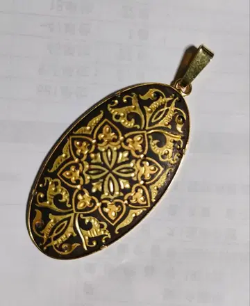 빈티지 다마스크 타원형 펜던트 탑