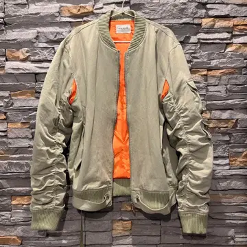 LIFTED ANCHORS 올리브 그린 점퍼 XL