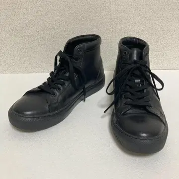 블랙 가죽 하이컷 스니커즈 24.5