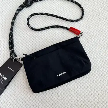 topologie 블랙 숄더백 사코슈