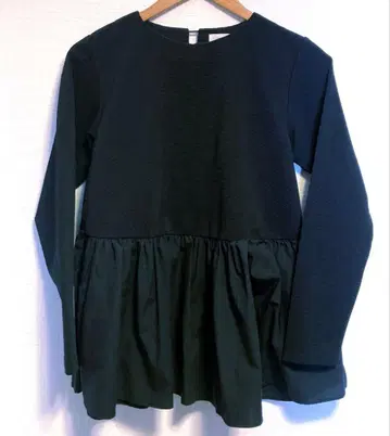 [새상품급] 오파크 클립 페플럼 상의 긴팔 셔츠 티셔츠 블랙