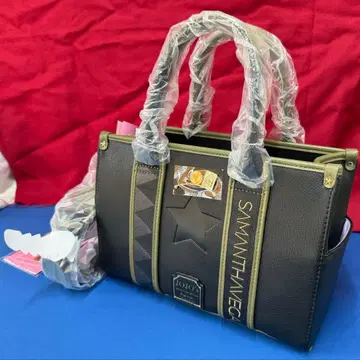 SAMANTHAVEGA x 죠죠의 기묘한 모험