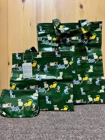 Harrods 개, 고양이 패턴 토트백 파우치 세트