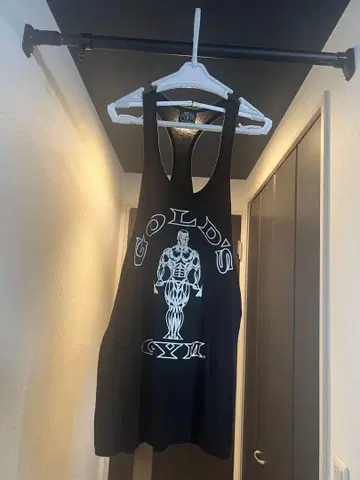 GOLD'S GYM 블랙 탱크탑 M 사이즈