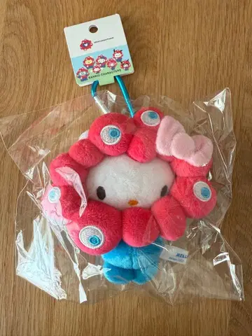 미야쿠미야쿠  봉제 인형 헬로키티 카라비너 포함 (만박 한정 컬러)